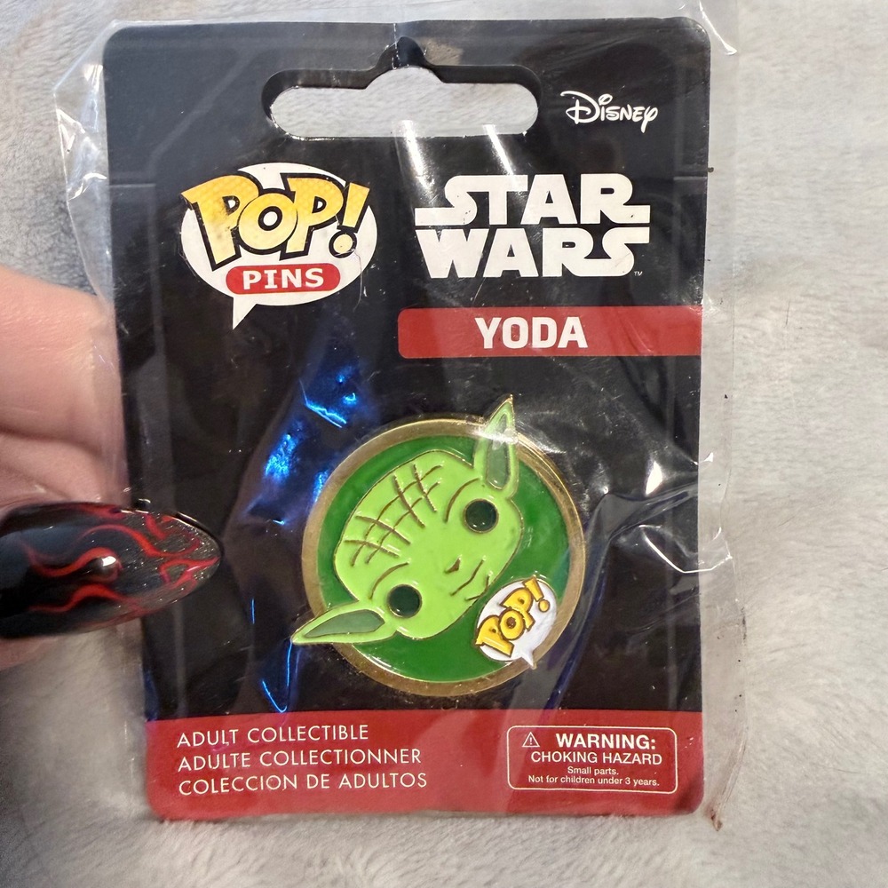 Funko POP! Pins Star Wars Yoda Enamel Pin 2016 Disney Lucasfilm New Sealed